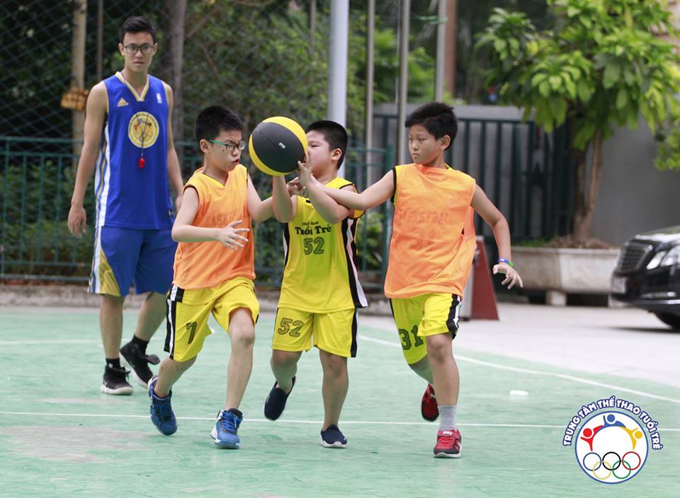 Lớp học bóng rổ Hà Đông
