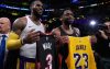 LeBron James cạnh Dwyane Wade trong cuộc họp NBA cuối cùng của cặp sao